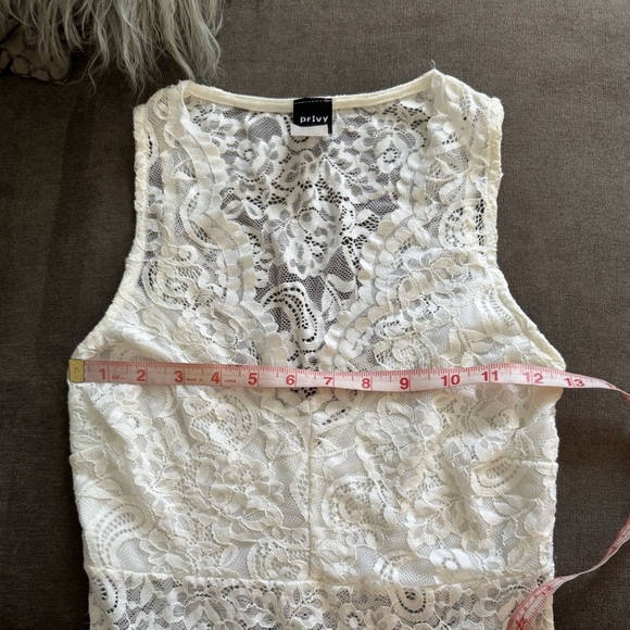 White lace sleeveless bodysuit one piece size small - Picture 12 of 12
